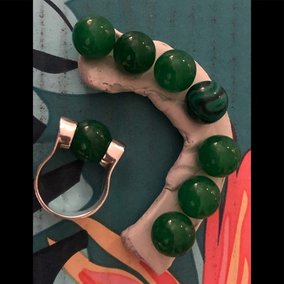 12mm Green Agate Natural Gemstone Beads - Picture 3 of 3